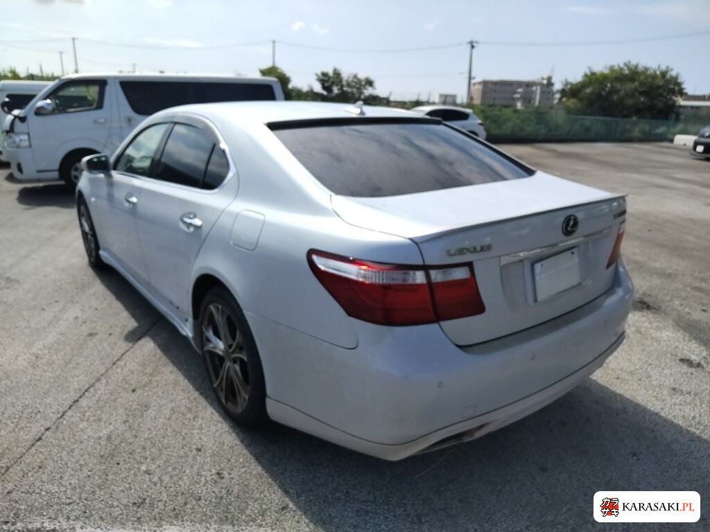 Lexus LS 2008 z aukcji japońskiej