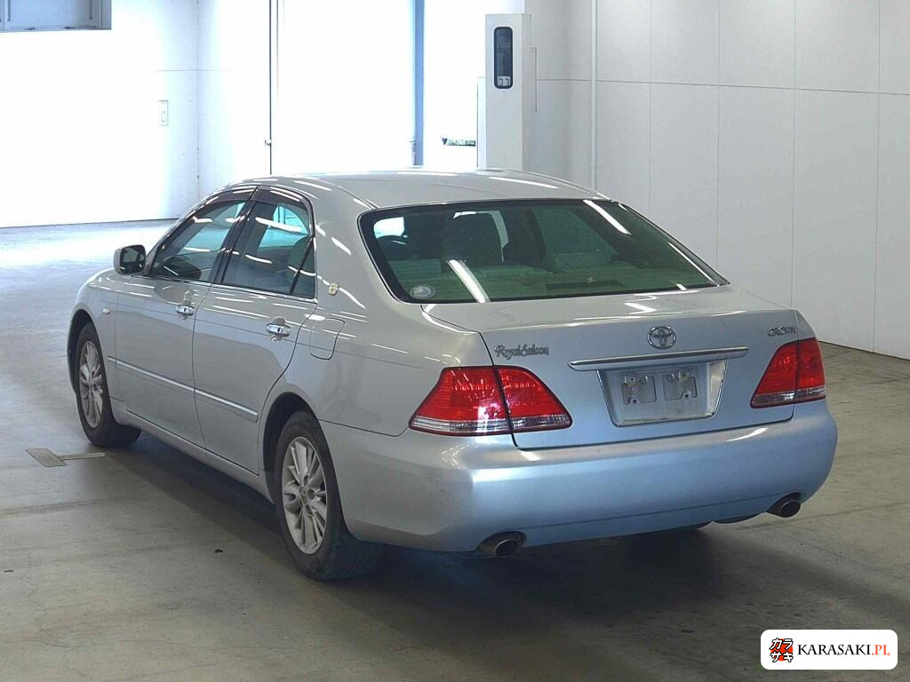 Toyota Crown 2004 z aukcji japońskiej