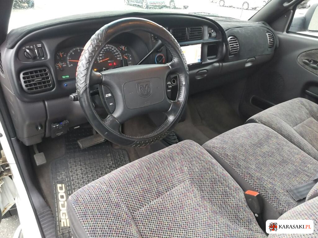 2000 Dodge 5