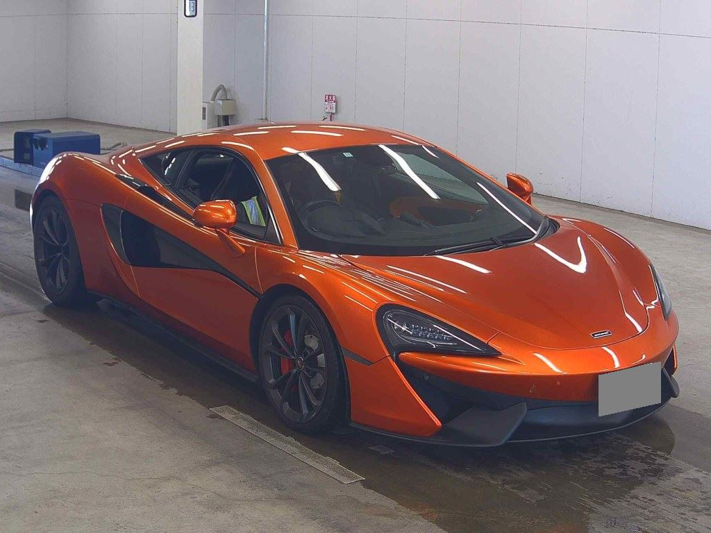 McLaren 540C 2016 z aukcji japońskiej