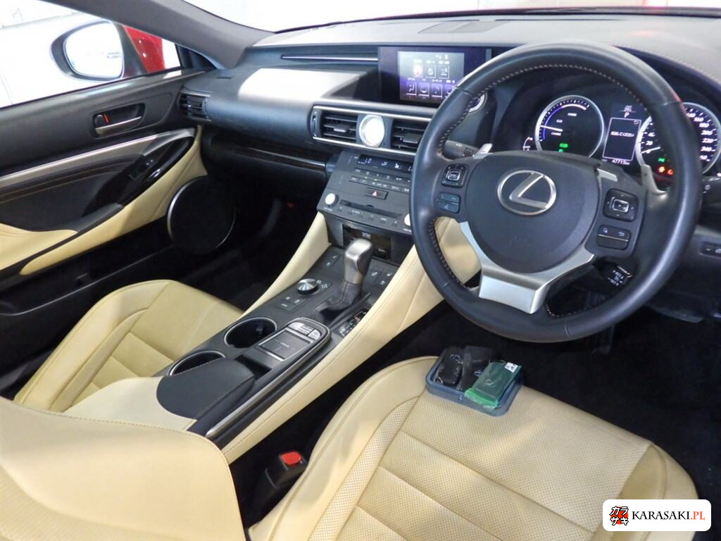 2015 Lexus RC RC300H Version L 5