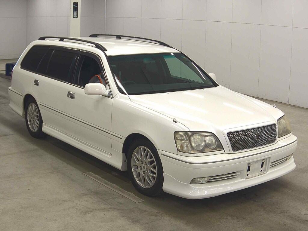 Toyota Crown Estate 2004 z aukcji japońskiej