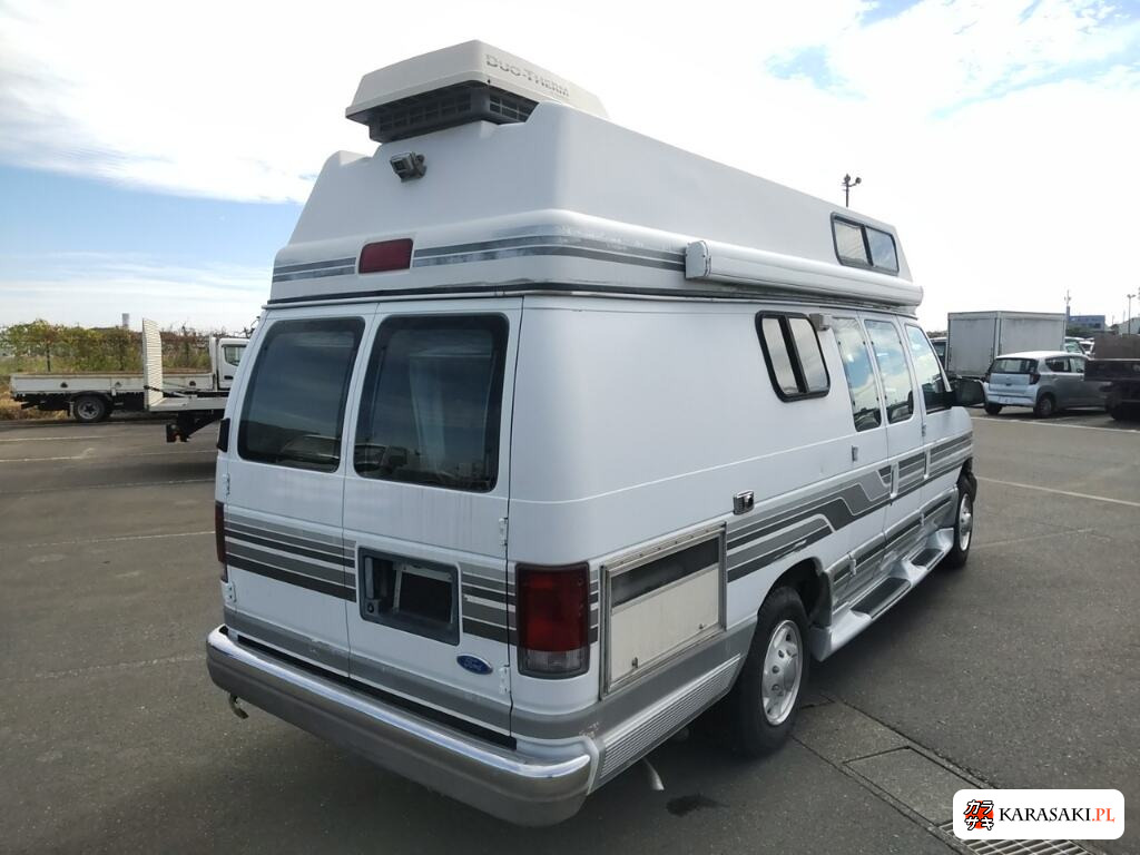 1995 Ford E-350 4D 4