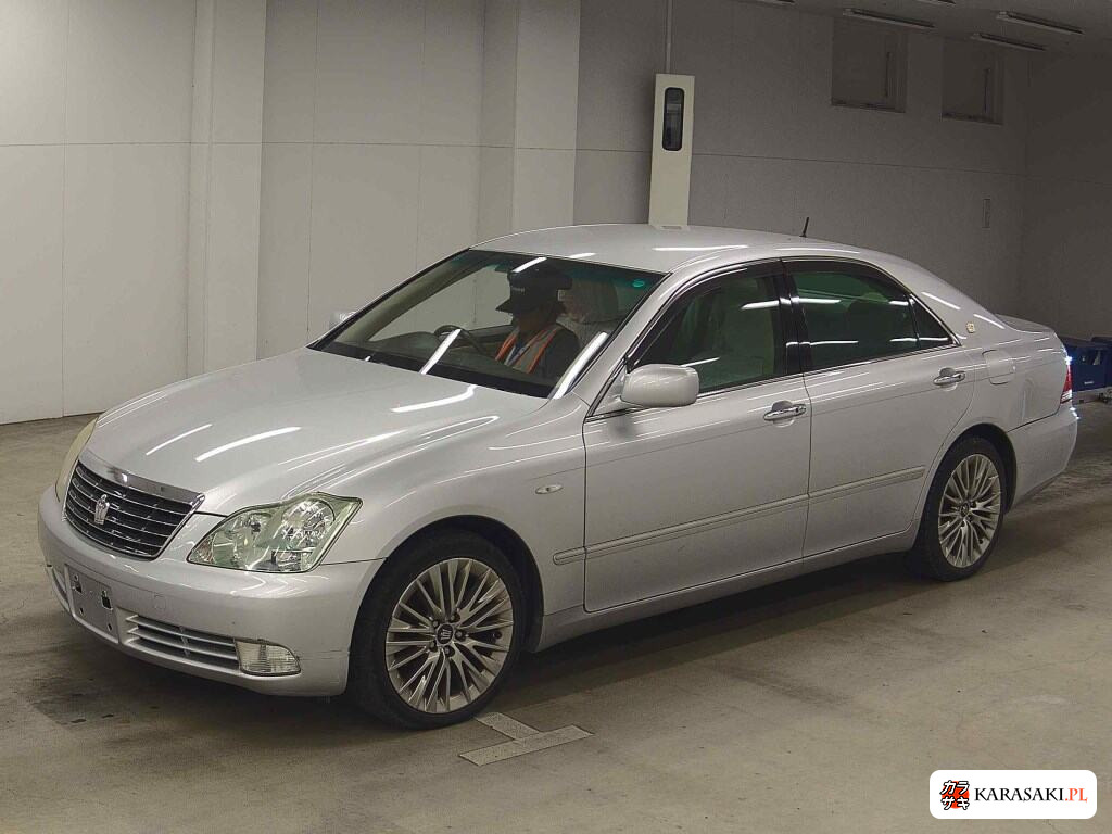 Toyota Crown 2005 z aukcji japońskiej