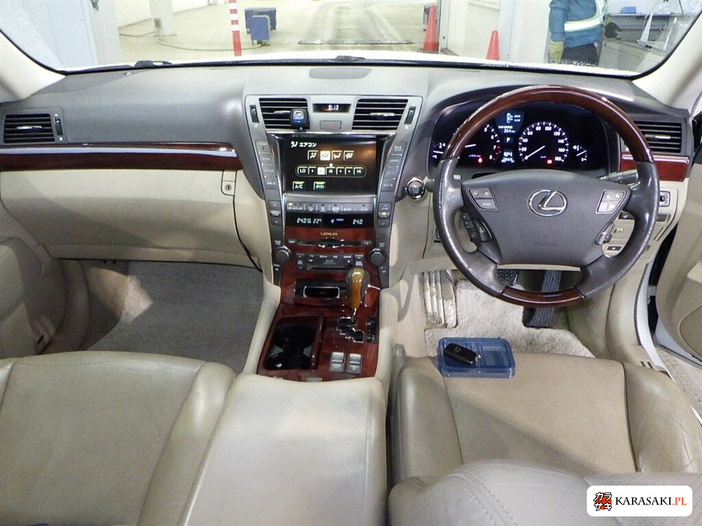Lexus LS 2009 z aukcji japońskiej