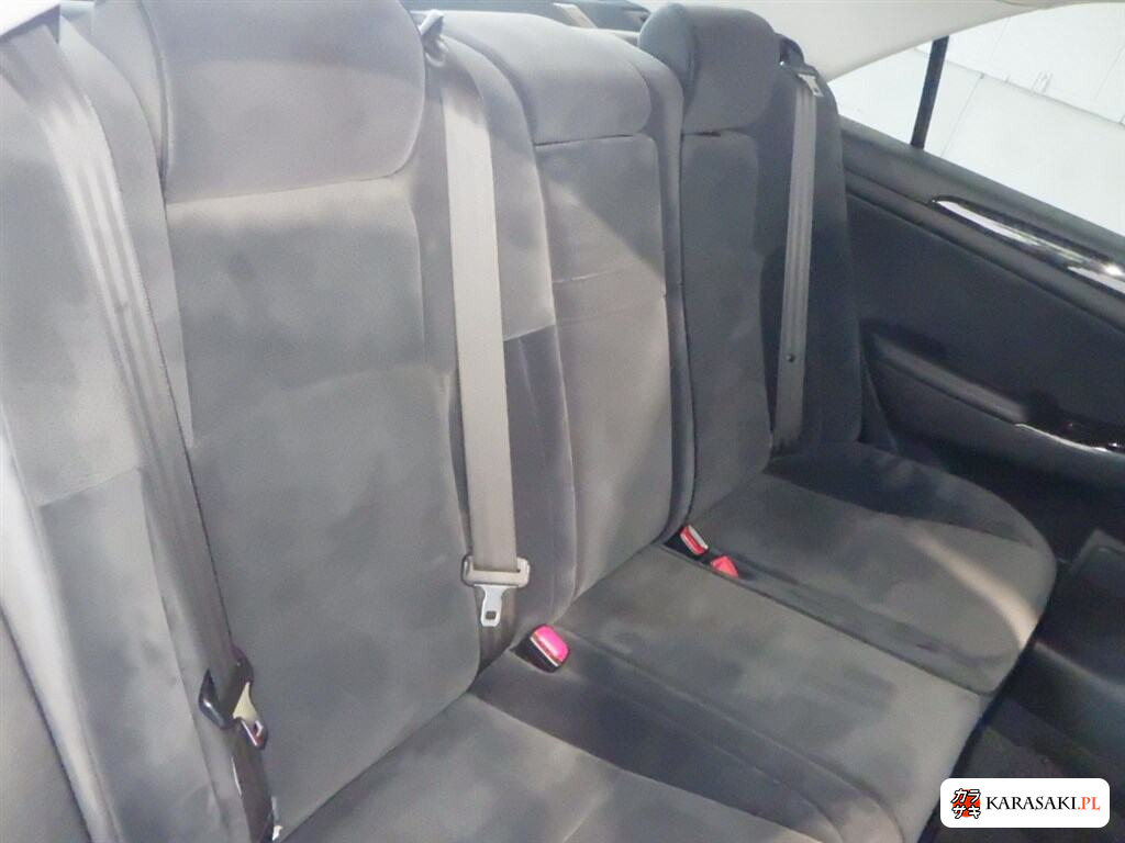 Toyota Crown 2004 z aukcji japońskiej