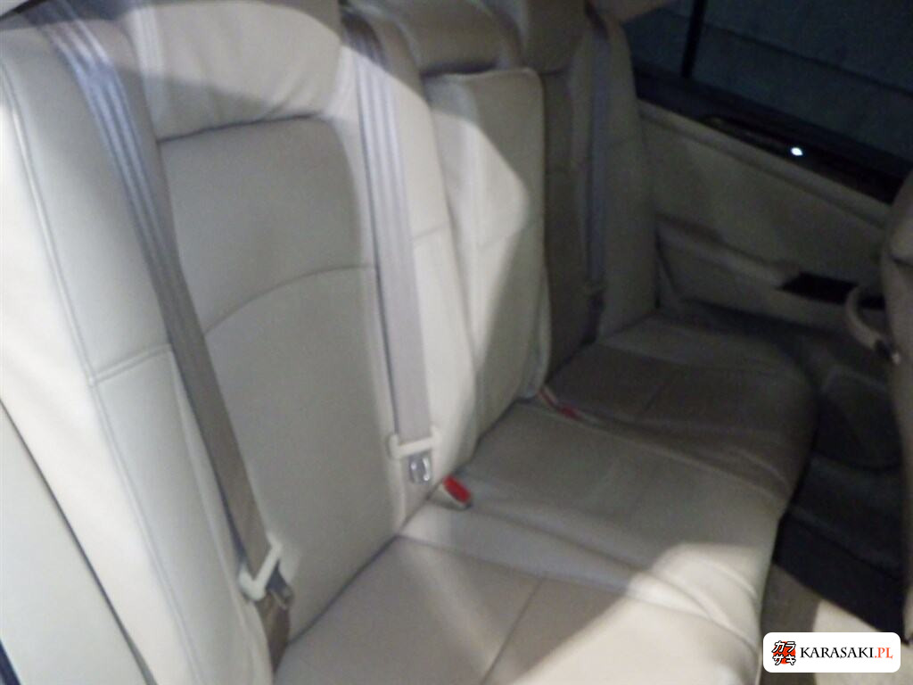 Toyota Crown 2006 z aukcji japońskiej
