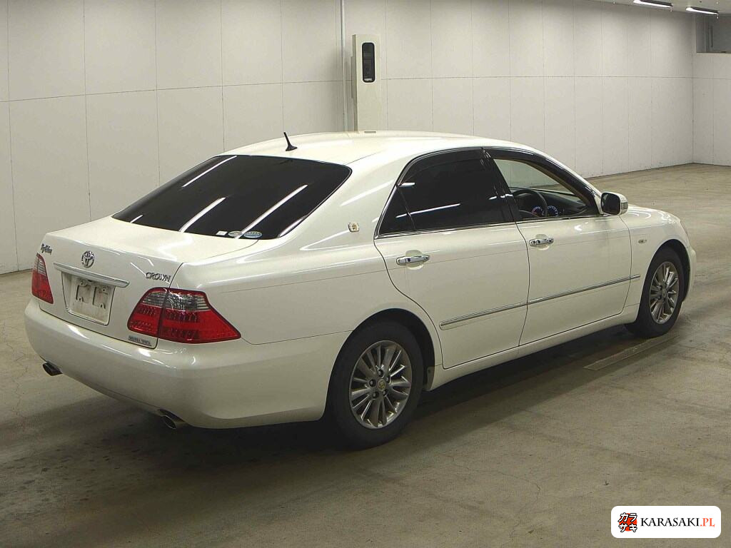 Toyota Crown 2006 z aukcji japońskiej