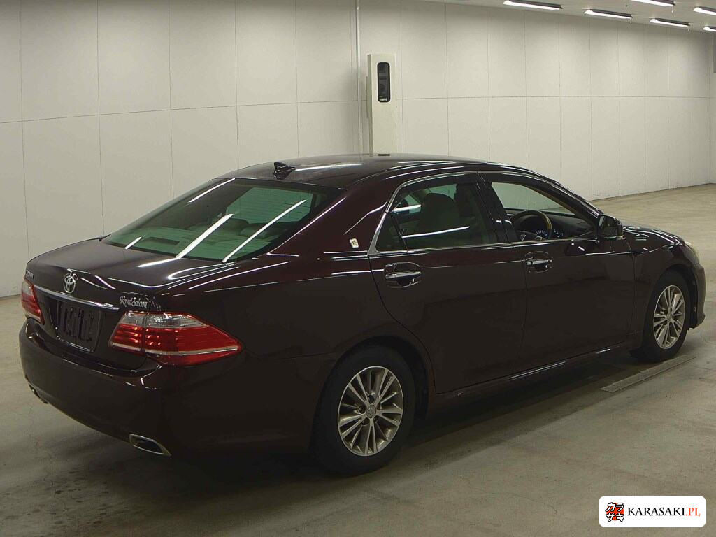 Toyota Crown 2010 z aukcji japońskiej
