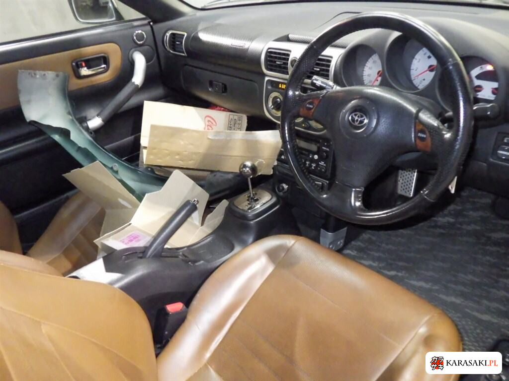 Toyota MR-S 2004 z aukcji japońskiej