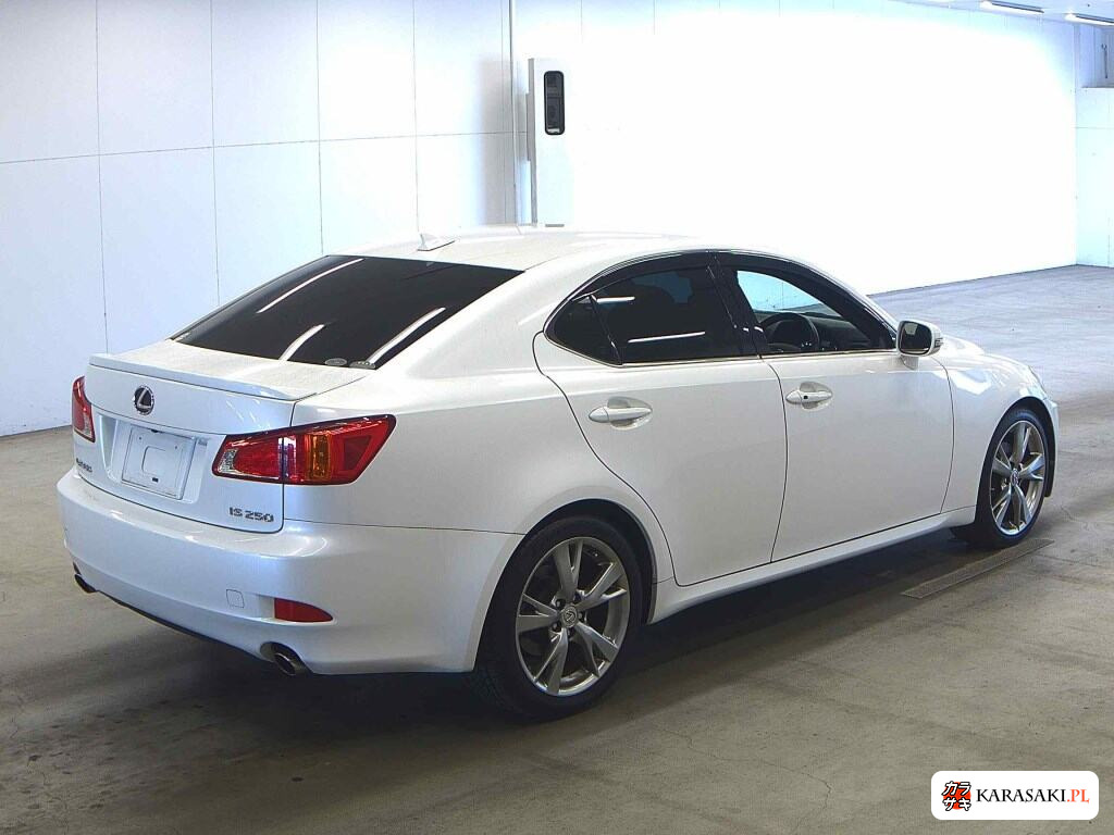 Lexus Is 2009 z aukcji japońskiej