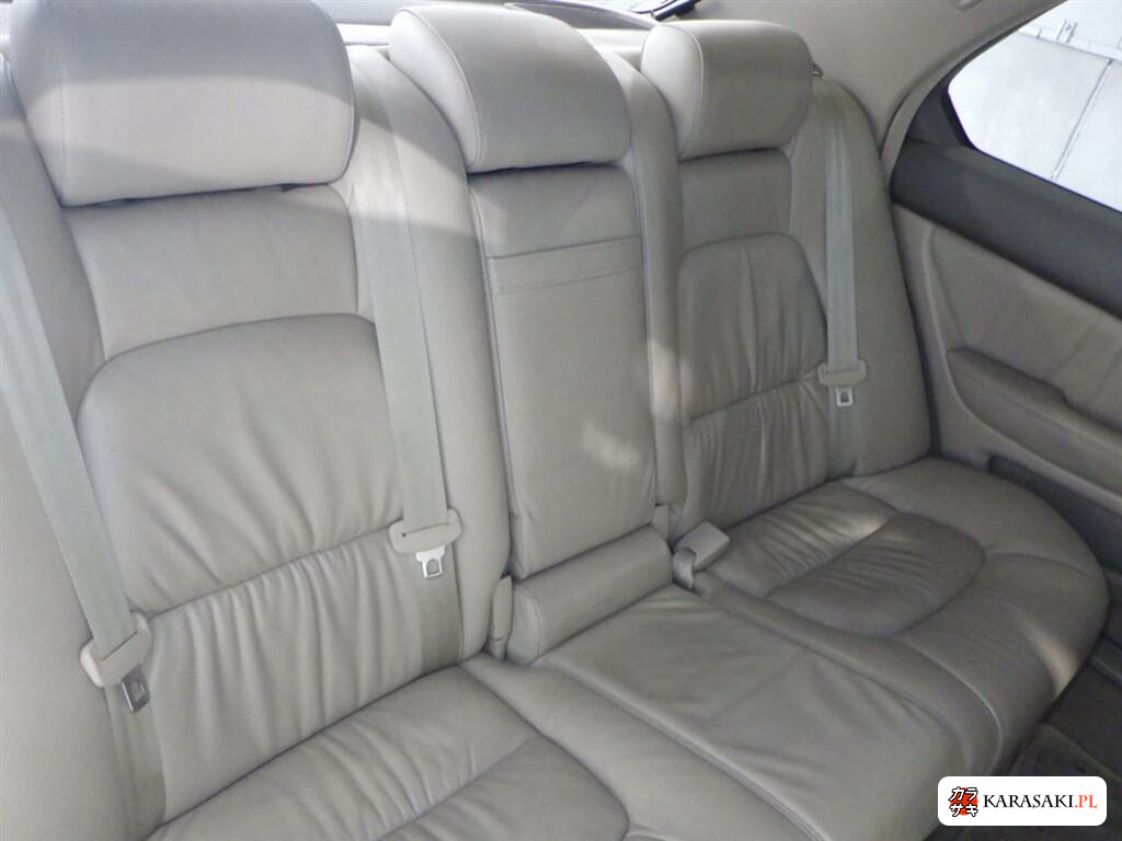 Toyota Celsior 1998 z aukcji japońskiej