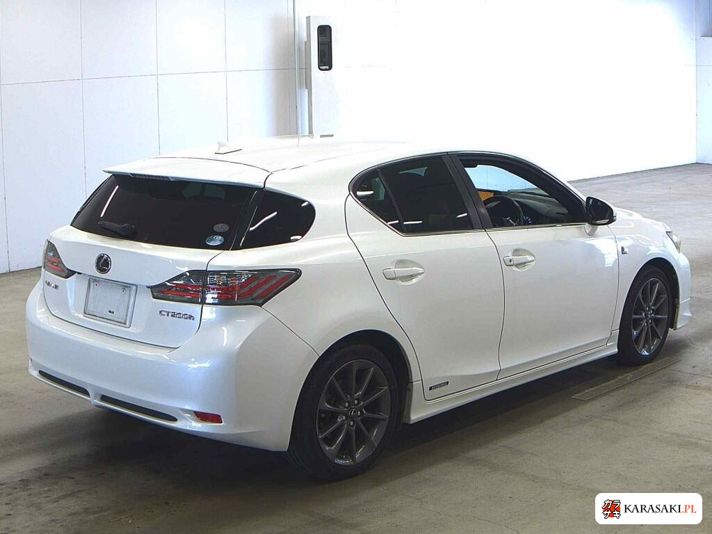 Lexus CT 2011 z aukcji japońskiej