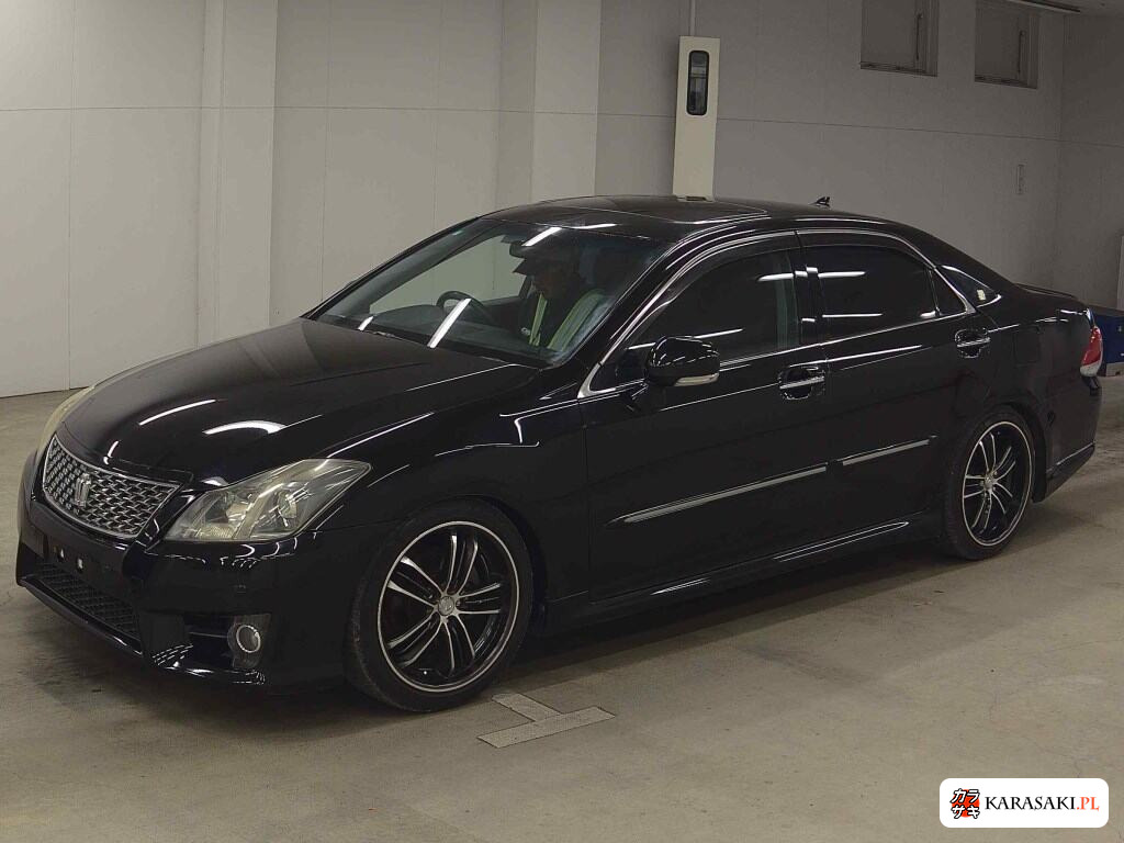 Toyota Crown 2010 z aukcji japońskiej