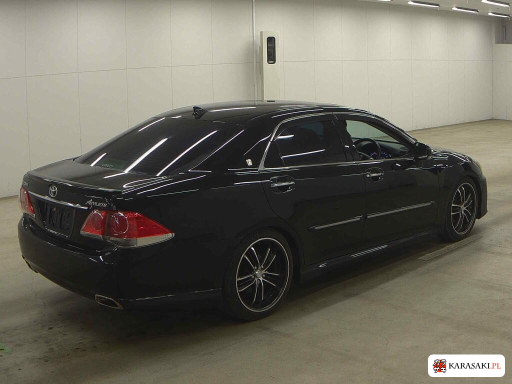 Toyota Crown 2010 z aukcji japońskiej