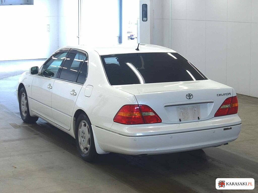 Toyota Celsior 2001 z aukcji japońskiej