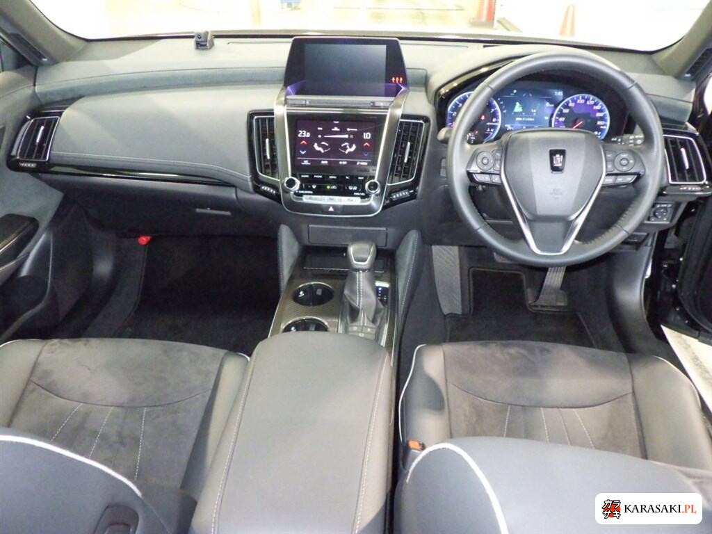 Toyota Crown 2019 z aukcji japońskiej