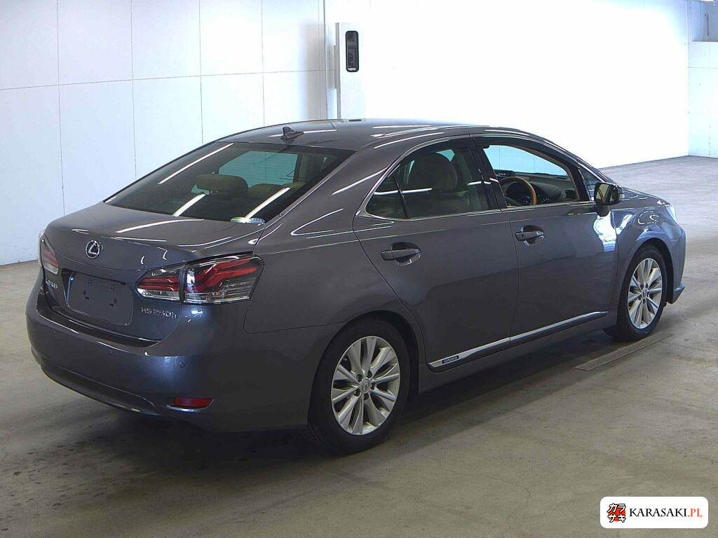 Lexus HS 2015 z aukcji japońskiej