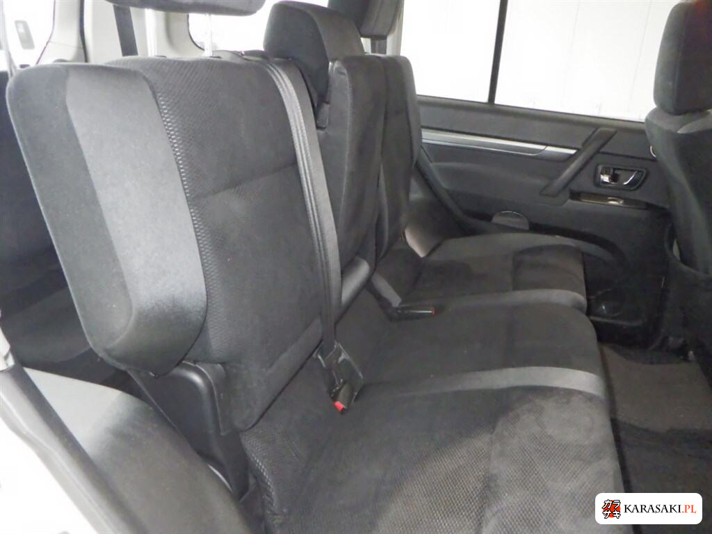 Mitsubishi Pajero 2007 z aukcji japońskiej