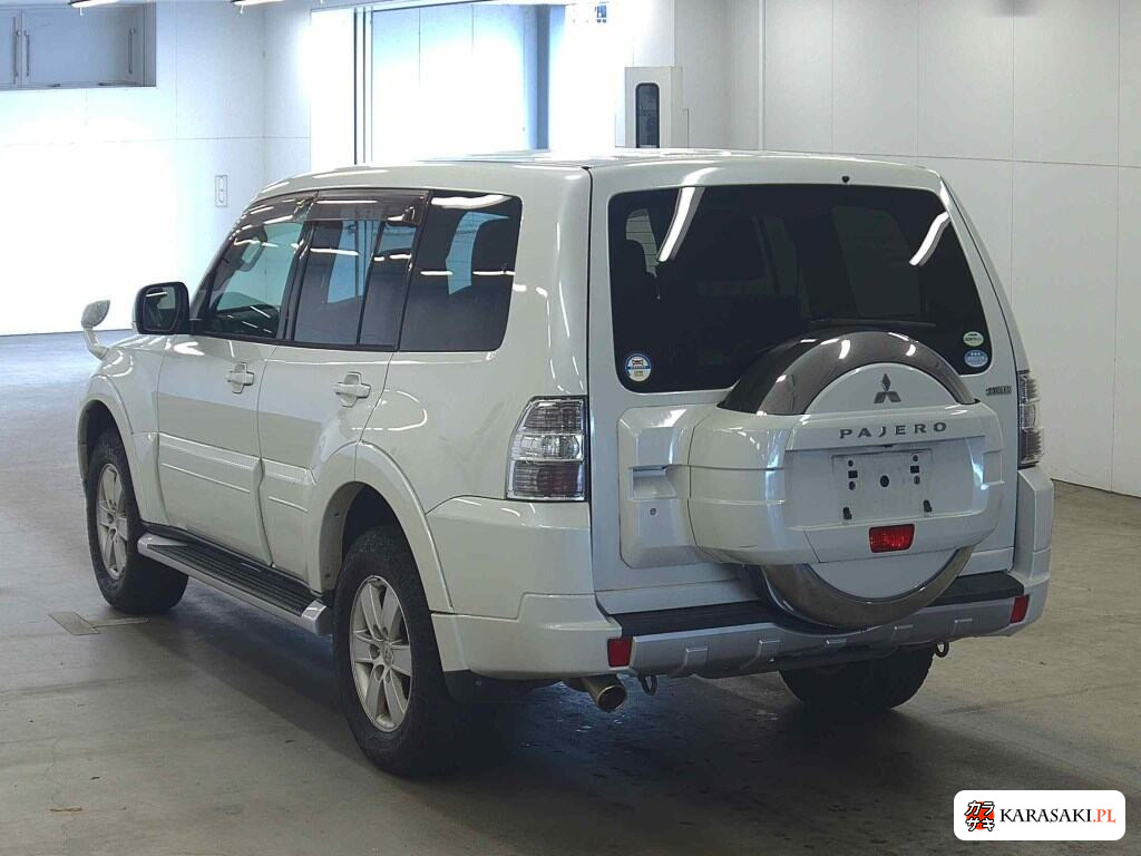 Mitsubishi Pajero 2007 z aukcji japońskiej