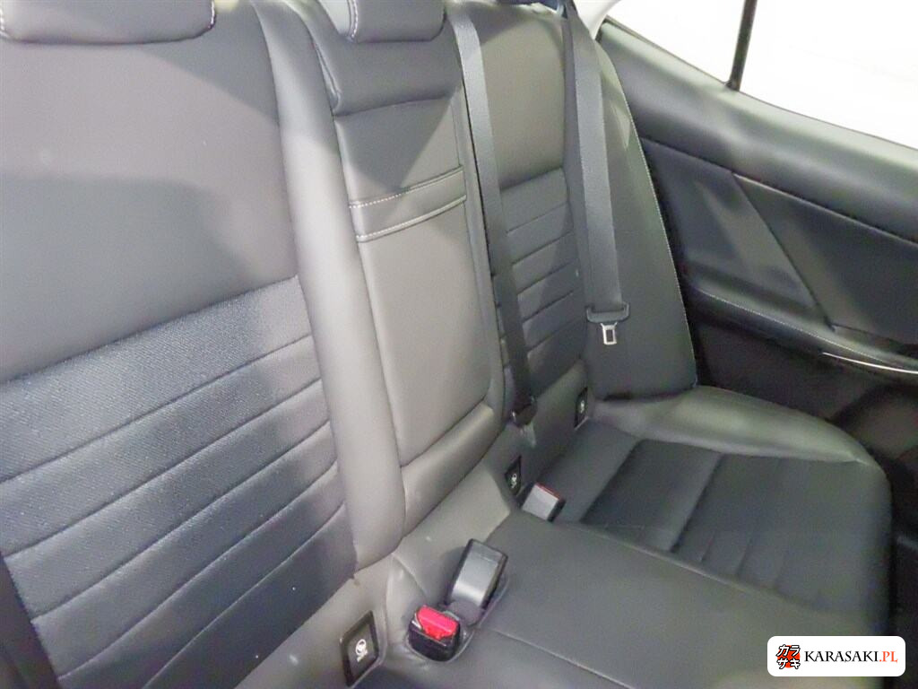 Lexus Is 2015 z aukcji japońskiej