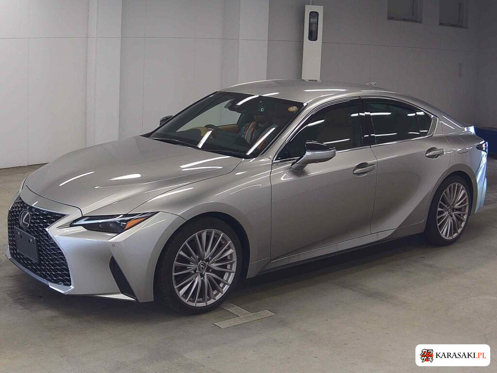 Lexus Is 2023 z aukcji japońskiej