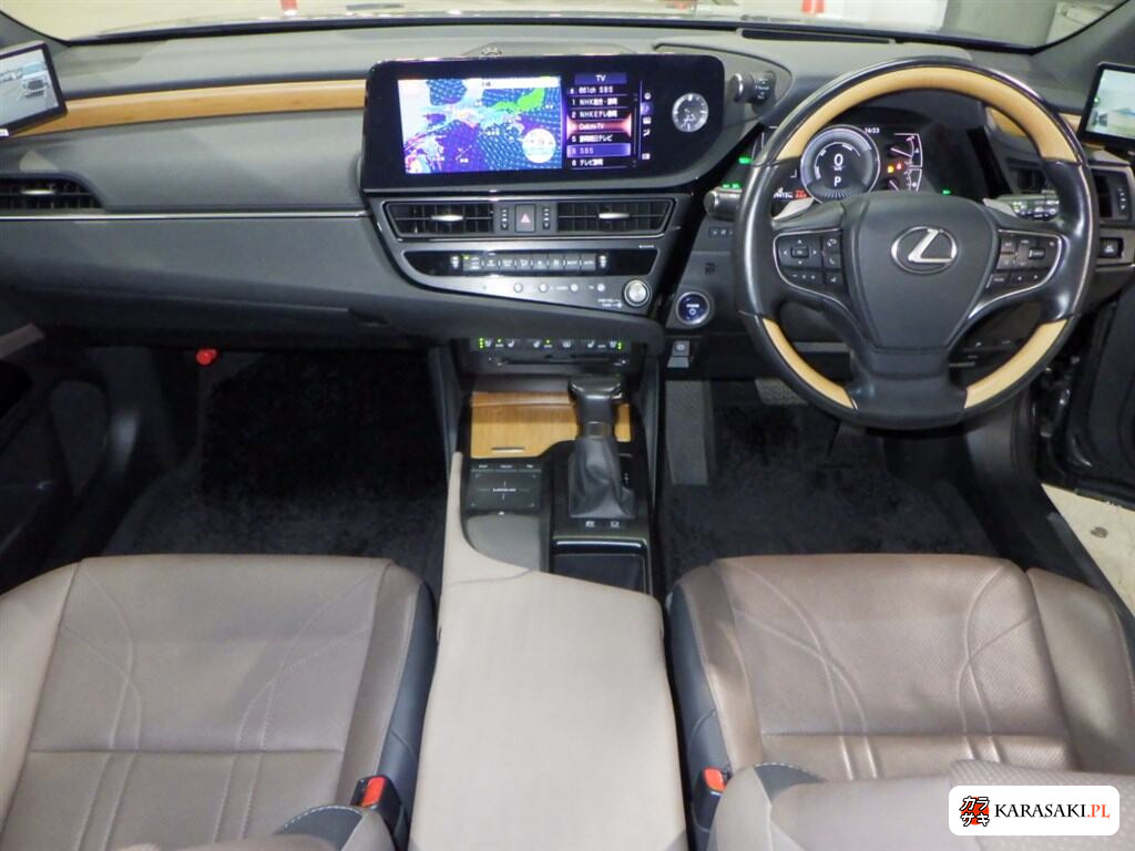 Lexus Es 2022 z aukcji japońskiej