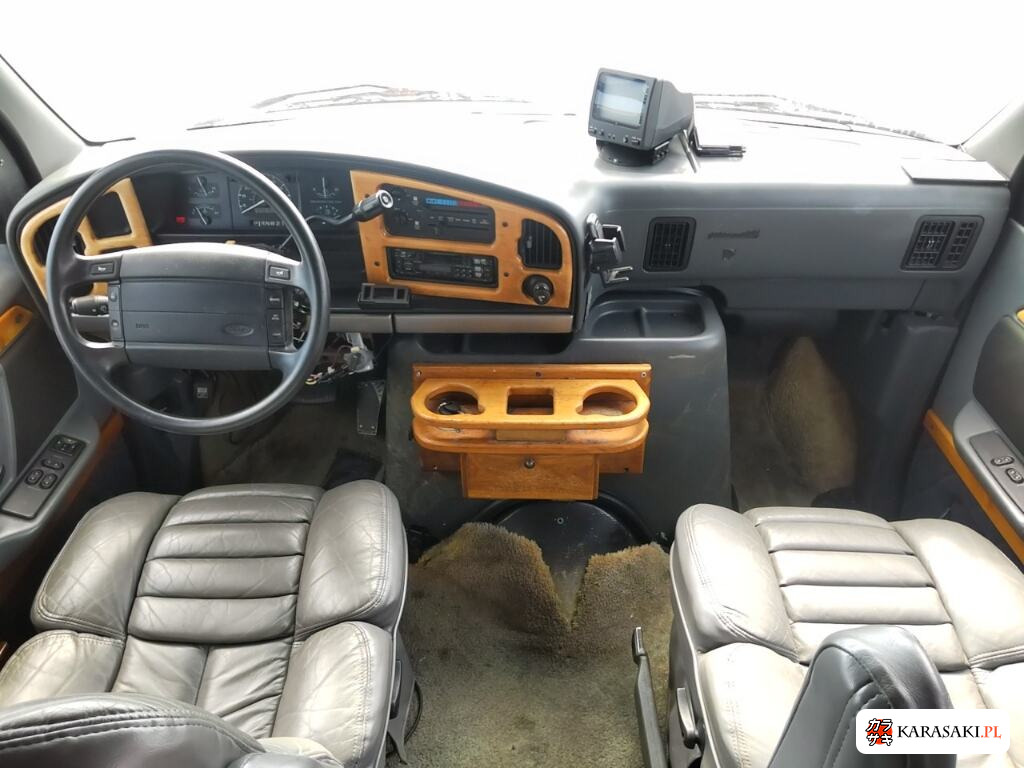 Ford E-350 1995 z aukcji japońskiej