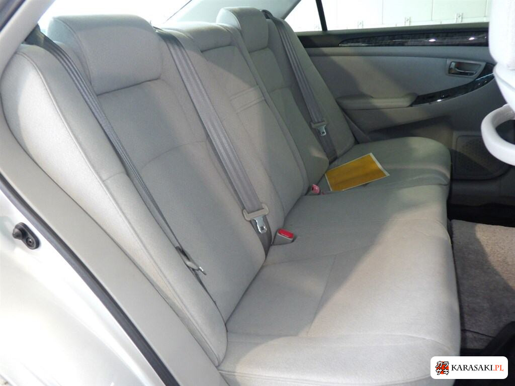 Toyota Crown 2006 z aukcji japońskiej
