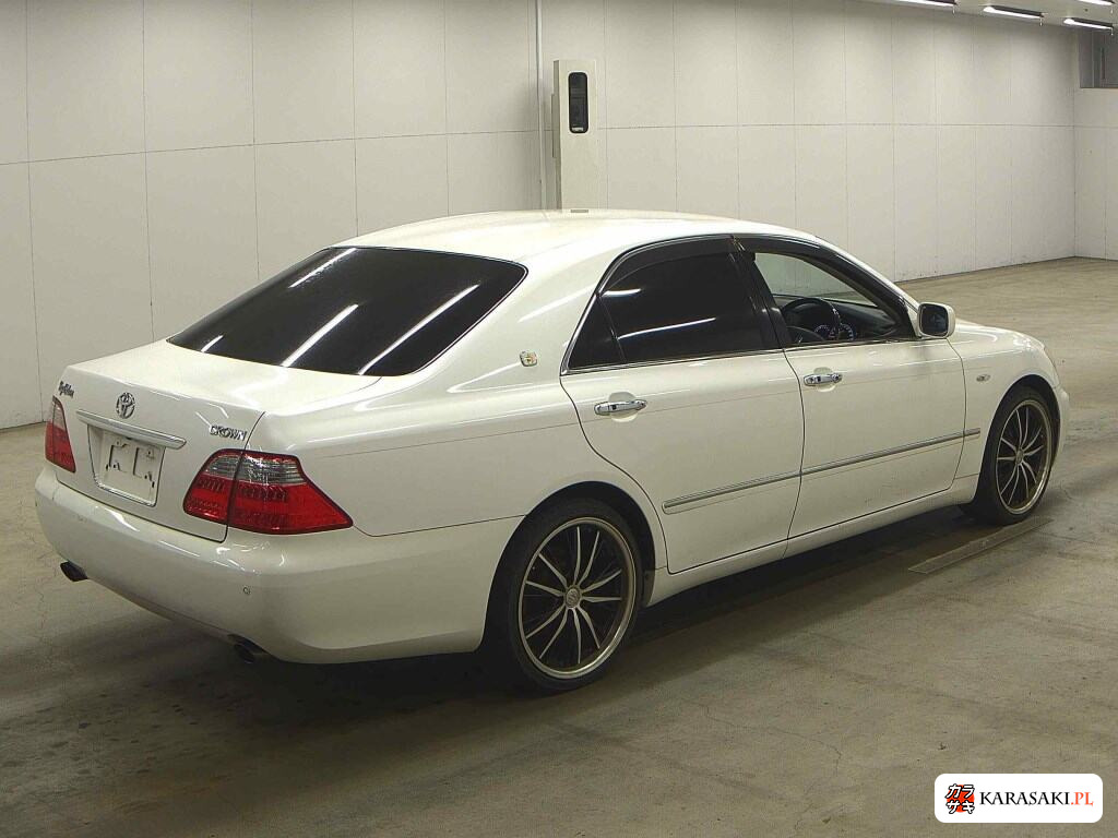 Toyota Crown 2007 z aukcji japońskiej