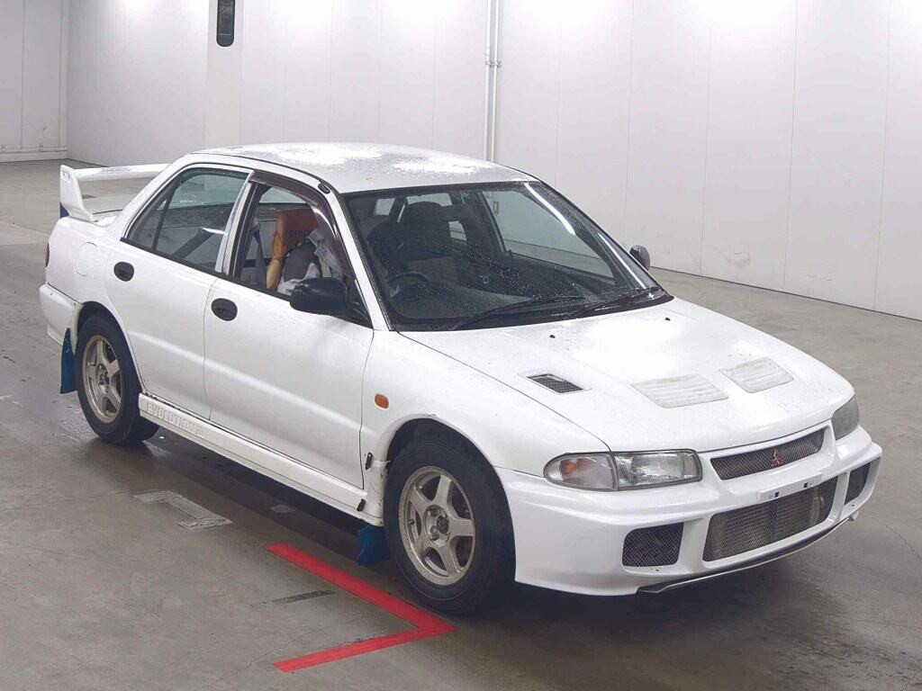 Mitsubishi Lancer 1994 z aukcji japońskiej