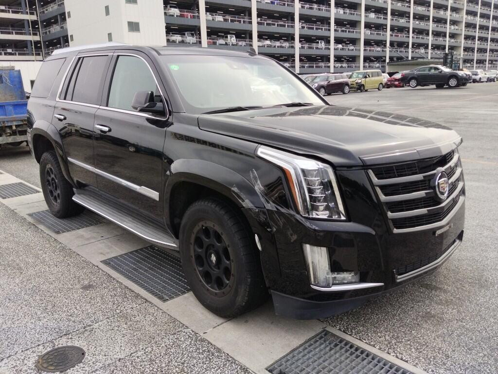 Cadillac Escalade 2020 z aukcji japońskiej