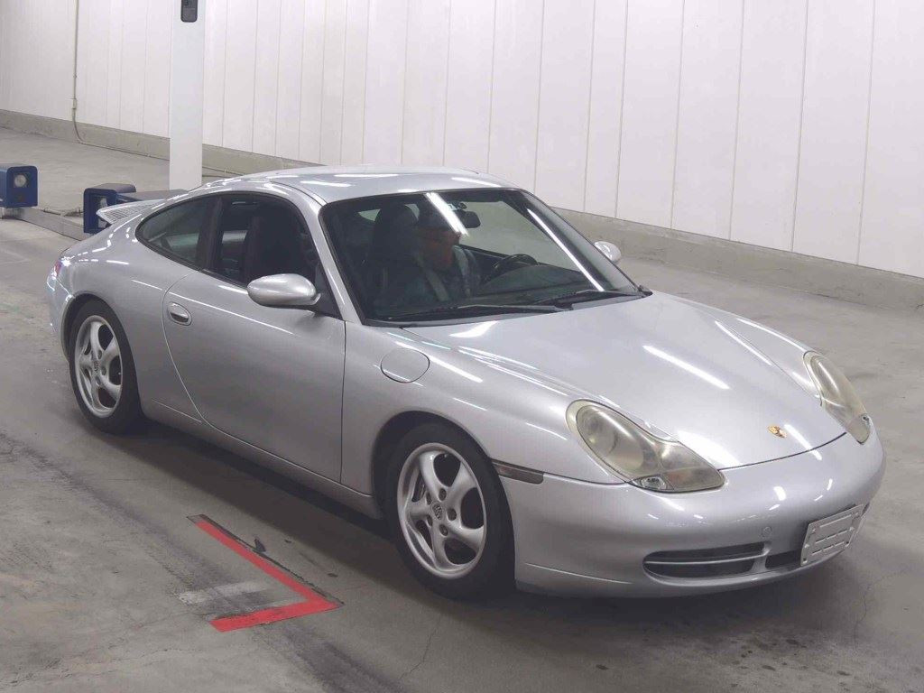 Porsche 911 2001 z aukcji japońskiej