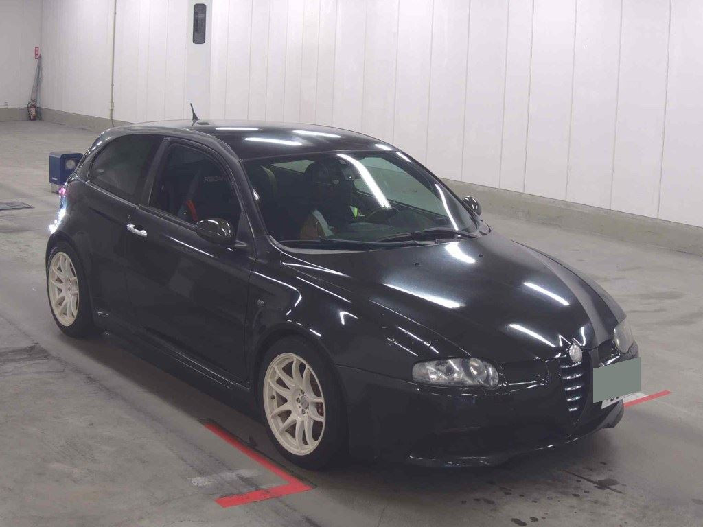 Alfa Romeo Alfa 147 2003 z aukcji japońskiej