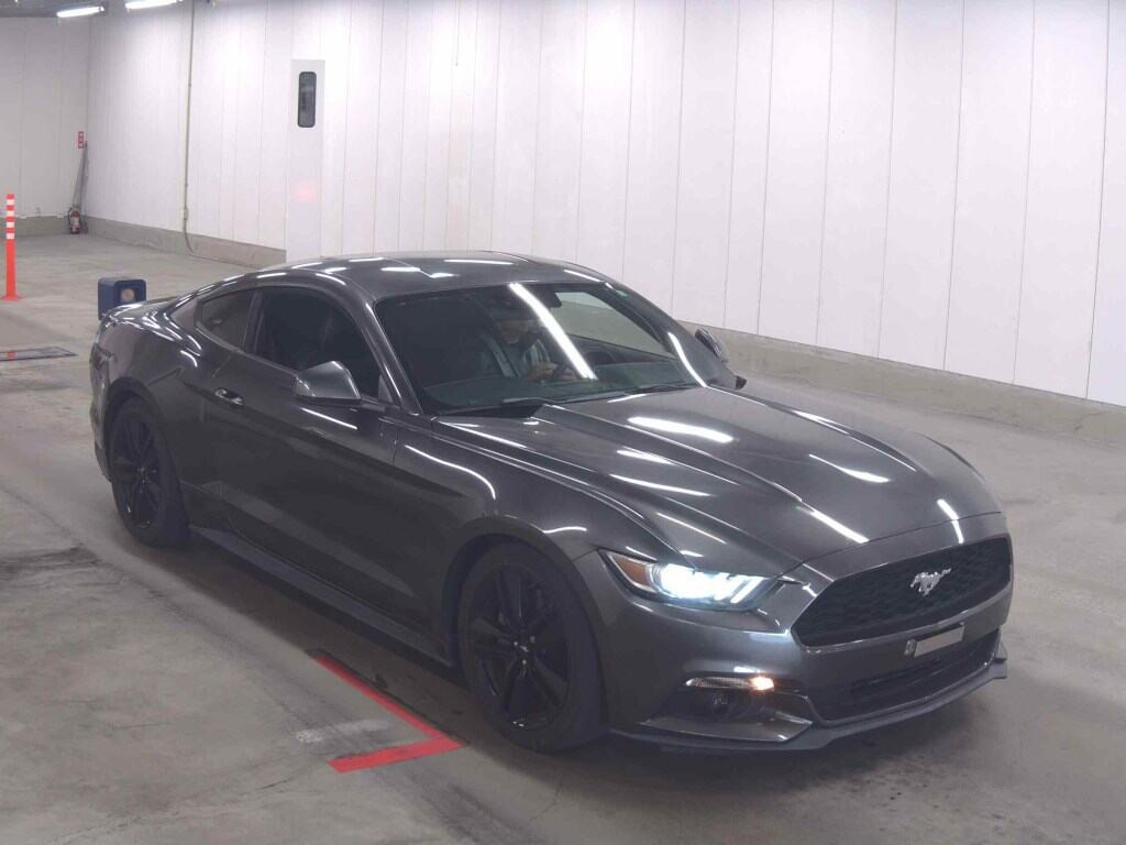 Ford Mustang 2015 z aukcji japońskiej