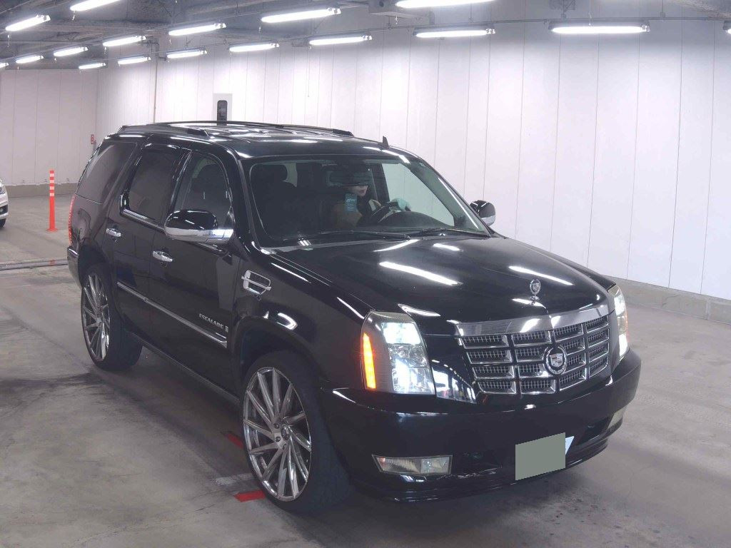 Cadillac Escalade 2011 z aukcji japońskiej