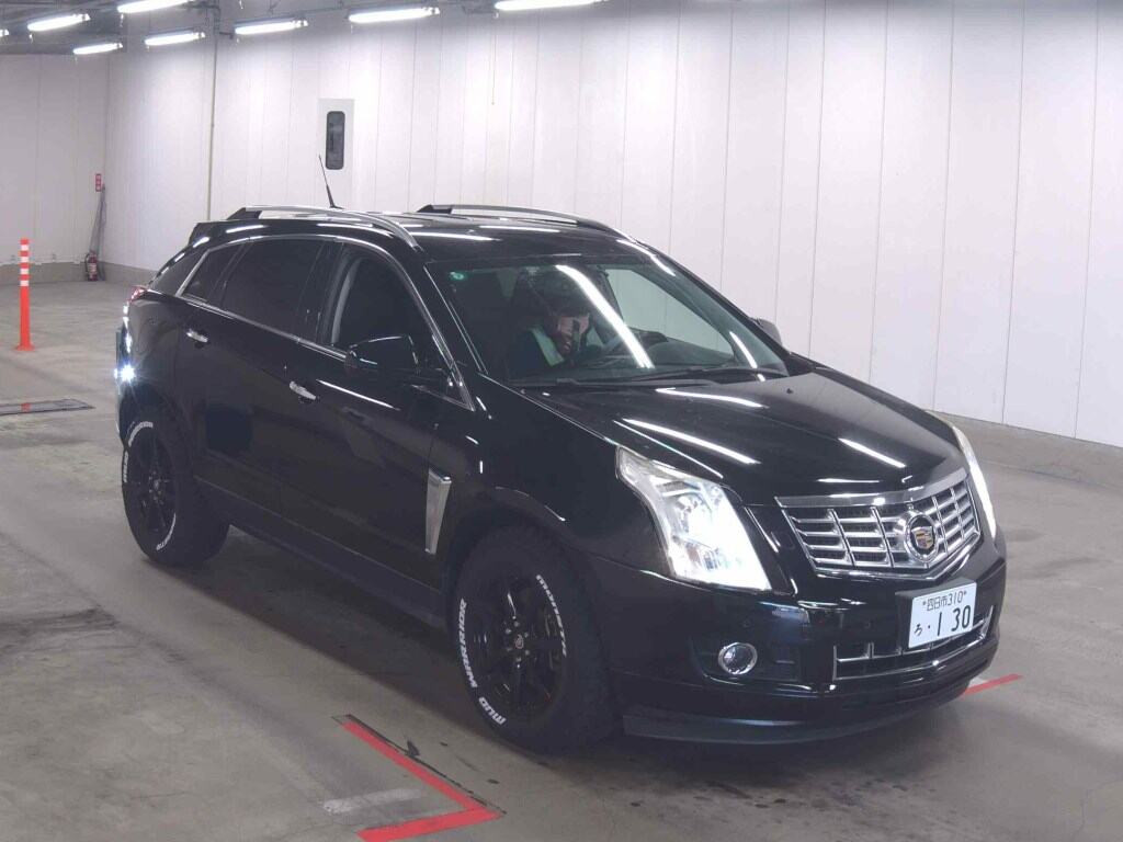 Cadillac SRX Crossover 2013 z aukcji japońskiej