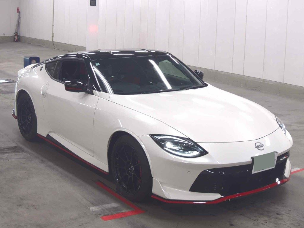 Nissan Fairlady Z 2025 z aukcji japońskiej