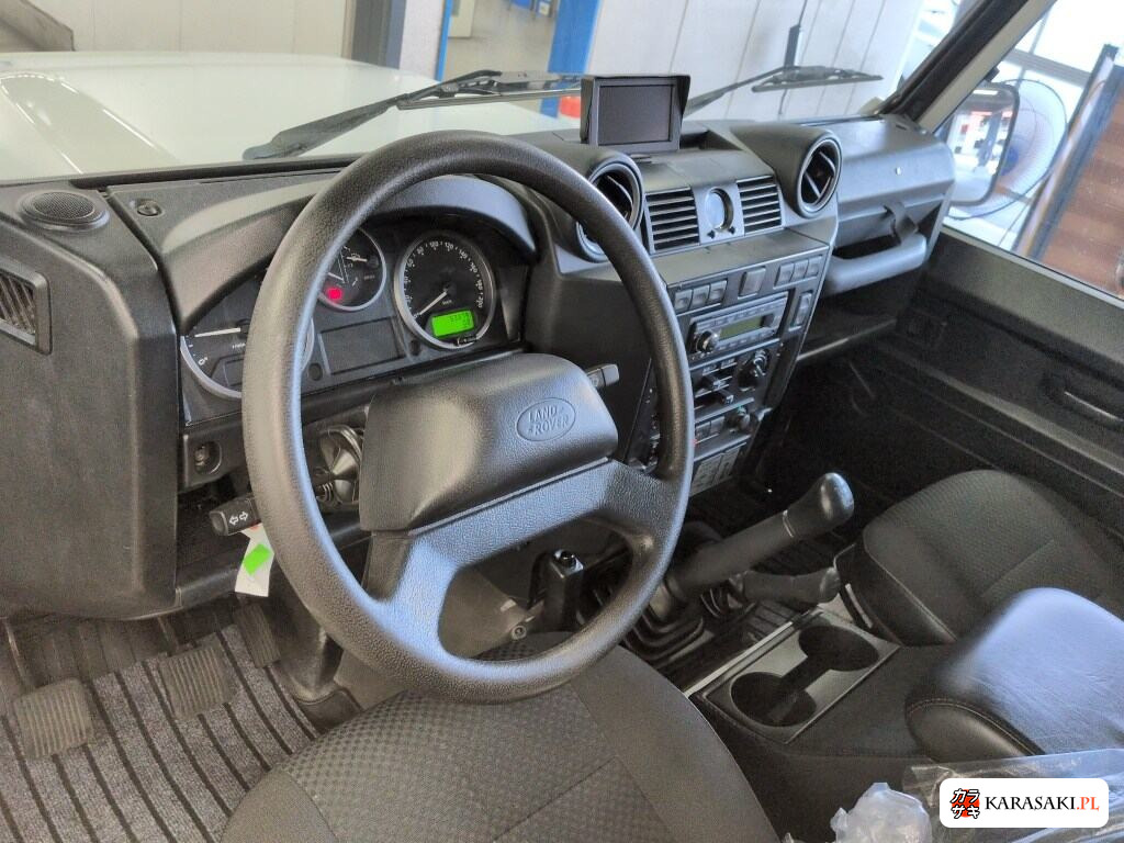 2015 Land Rover Defender 5D 4WD 110 S 5
