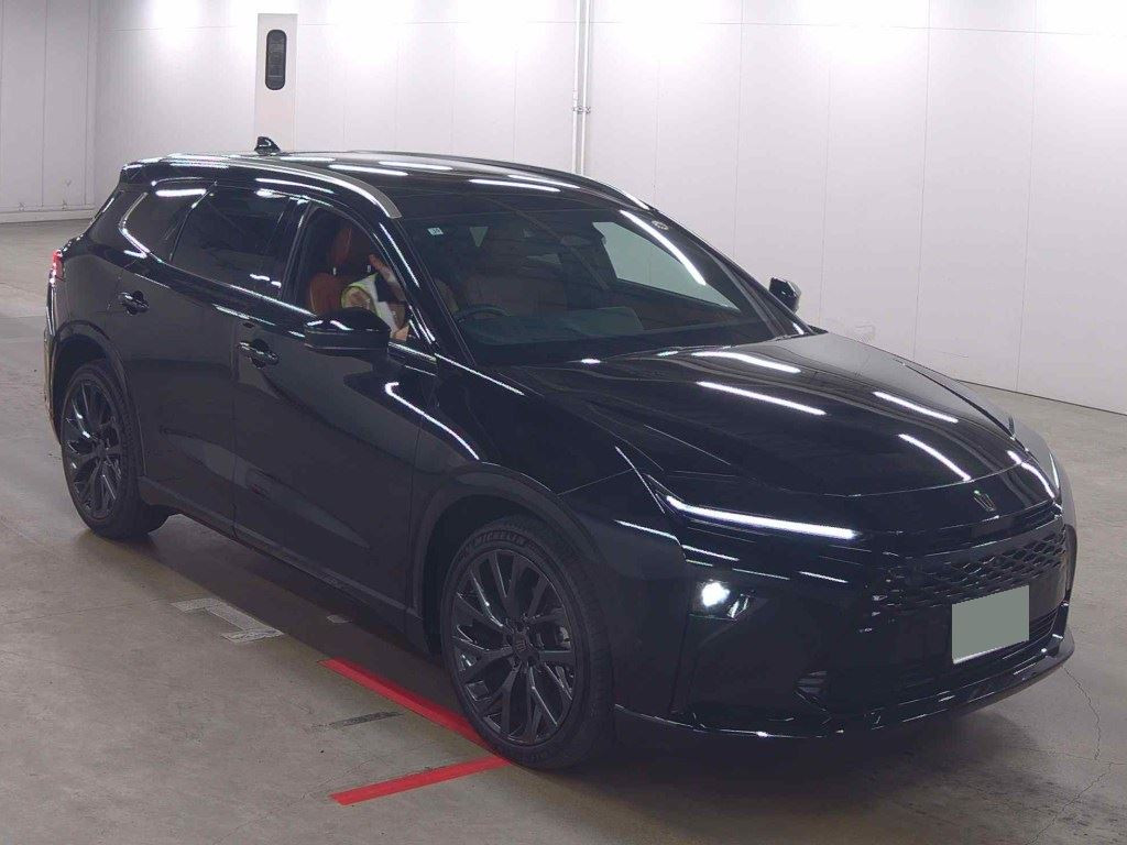 Toyota Crown Estate 2025 z aukcji japońskiej