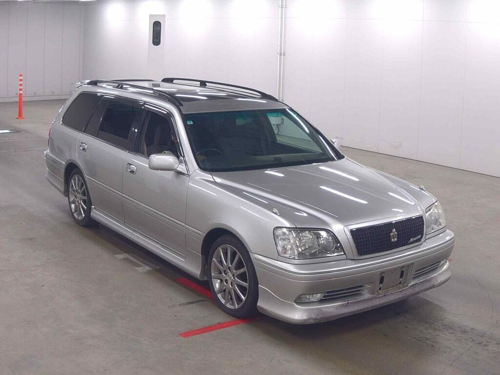 Toyota Crown Estate 2000 z aukcji japońskiej