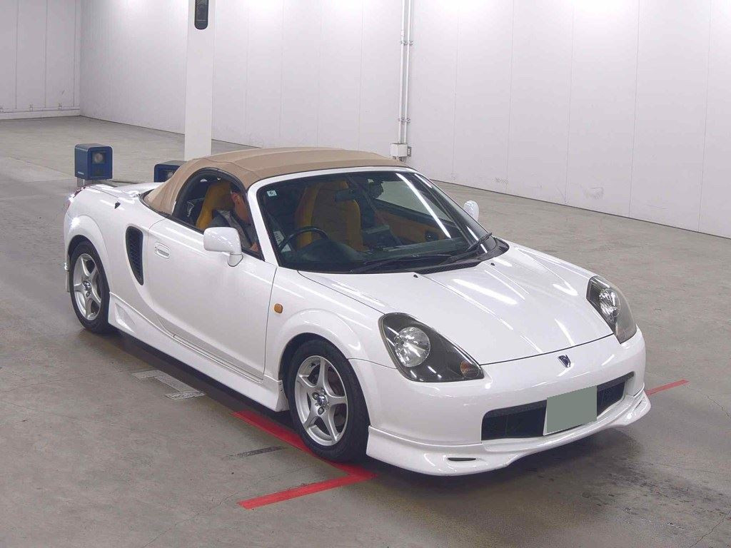 Toyota MR-S 2000 z aukcji japońskiej