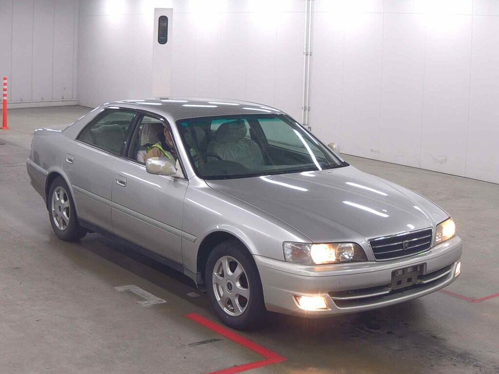 Toyota Chaser 1999 z aukcji japońskiej