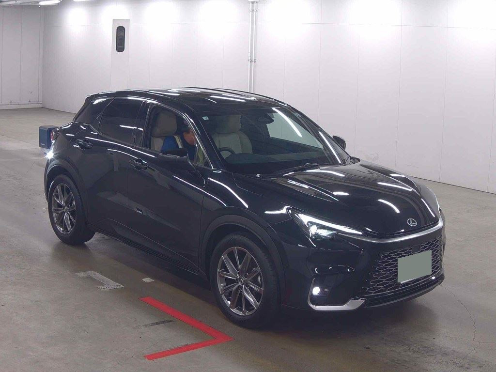 Lexus LBX 2025 z aukcji japońskiej