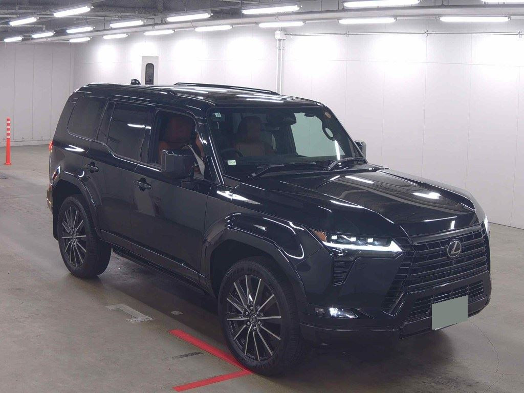 Lexus GX 2025 z aukcji japońskiej
