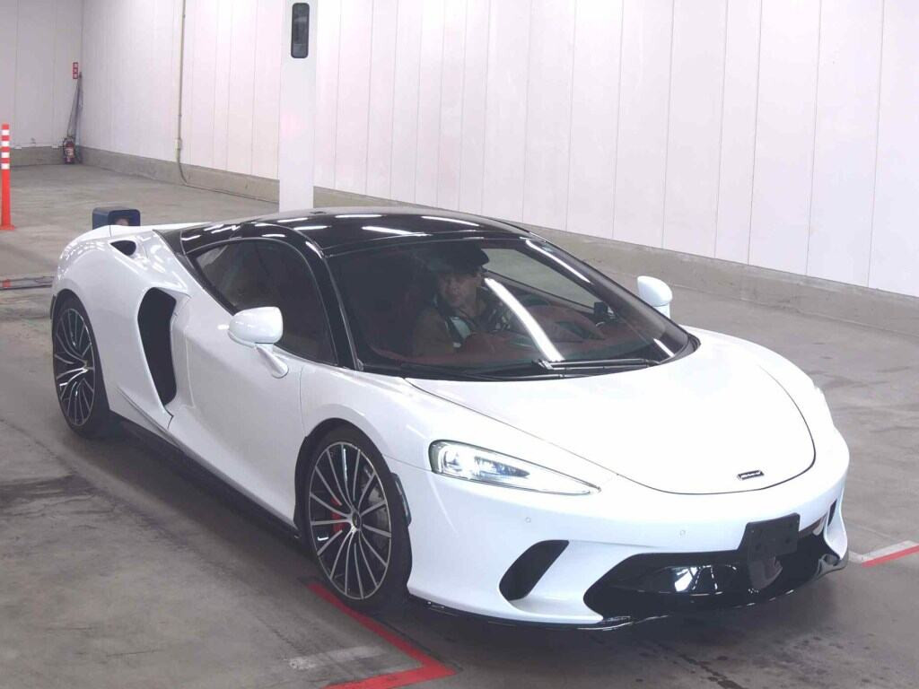 Mclaren GT 2020 z aukcji japońskiej