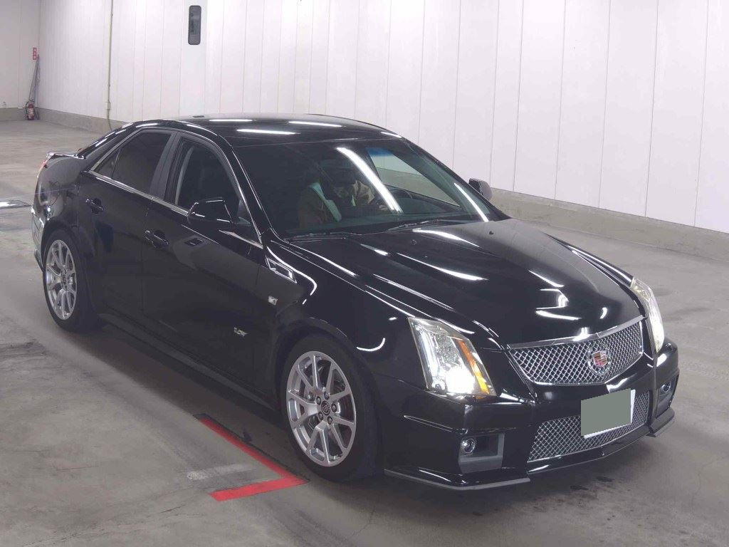 Cadillac CTS 2011 z aukcji japońskiej
