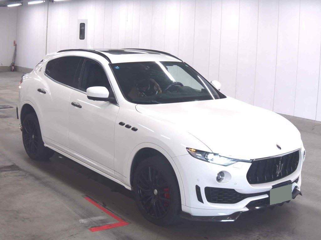 Maserati Levante 2016 z aukcji japońskiej
