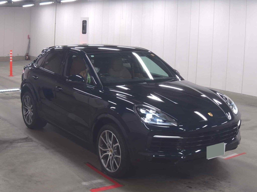 Porsche Cayenne Coupe 2022 з японського аукціону