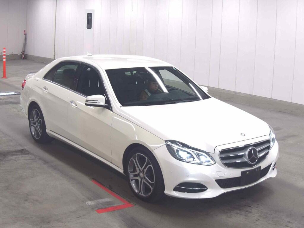 Mercedes Benz E-Class 2013 z aukcji japońskiej